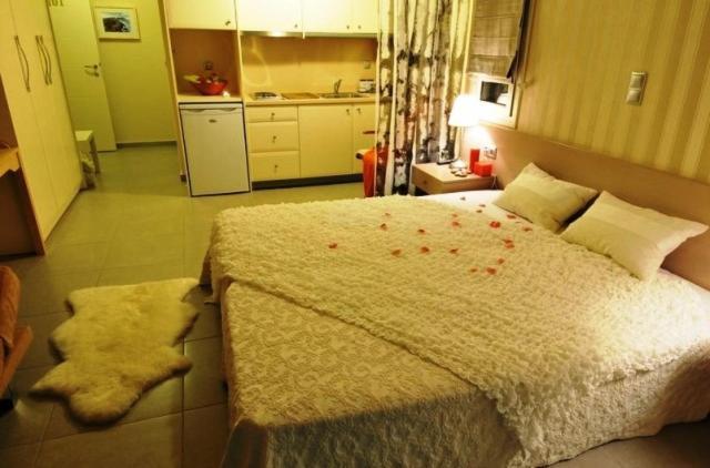 Sun George Aparthotel Финикунда Стая снимка